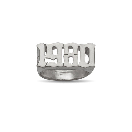 Golthic Number. 925 Sterling Silver Ring. The approximate weight is 8gr.